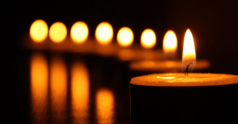 1 listopada dzień Wszystkich Świętych – ci co odeszli są w naszych sercach