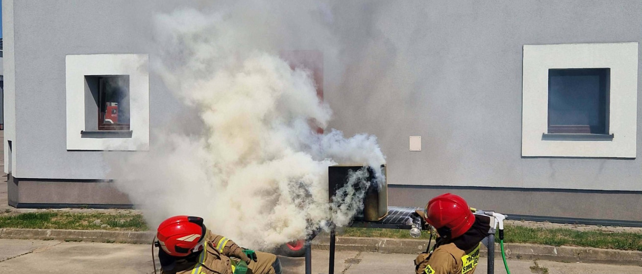 Wizyta grupy strażackiej w Komendzie Powiatowej PSP🚒 w Brzegu