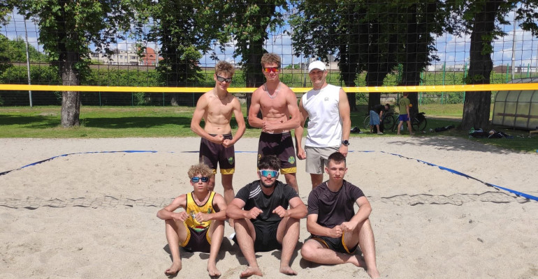 🏐🏆 Mistrzostwo Powiatu Brzeskiego w Siatkówce Plażowej 🏆🏐