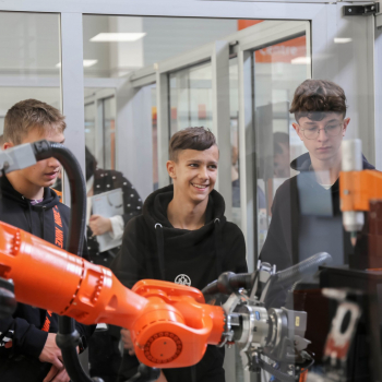 312250167_570804181712312_170521386733660495_n