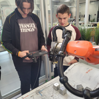 313436091_570232921769438_2647460265036110410_n