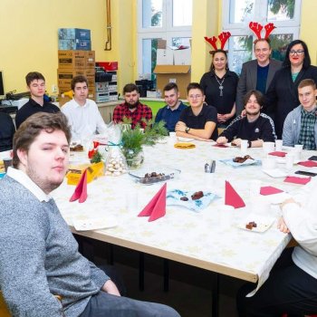 320660331_830375771379644_4089558714665116205_n