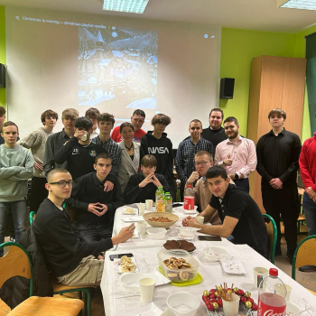 321095840_1259984551526209_1919475018786180804_n