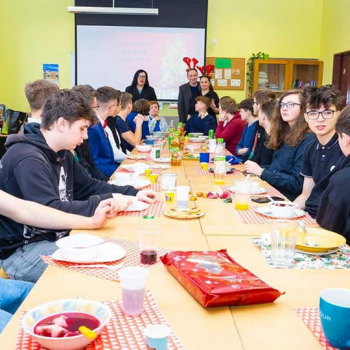 321307132_612749040654070_6203142194360042045_n