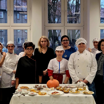 316240271_593846062741457_191036407111102271_n