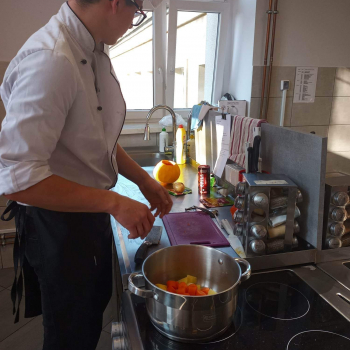 316278356_593845662741497_837101865377208234_n