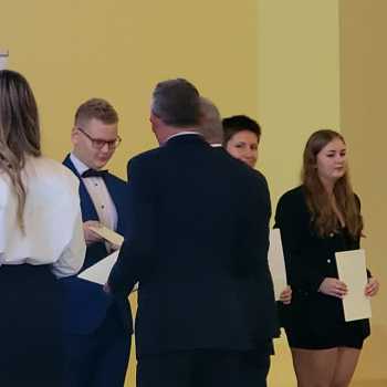 316425745_588795076579889_3155548818436788170_n