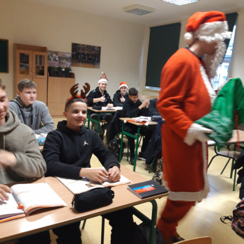 317992716_693568015815006_2091372434543785404_n