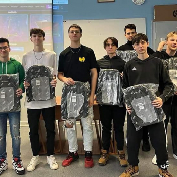 328248201_1271685520441168_1646670740259944849_n