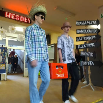 337159102_908474043699260_5799132198549703871_n