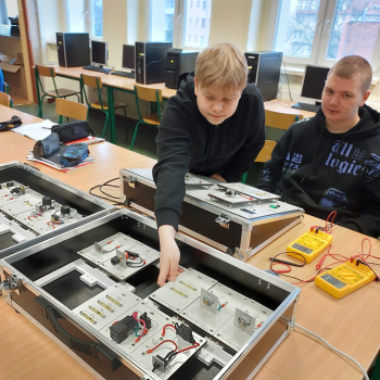 340946747_1605414596638520_1710915818221068366_n