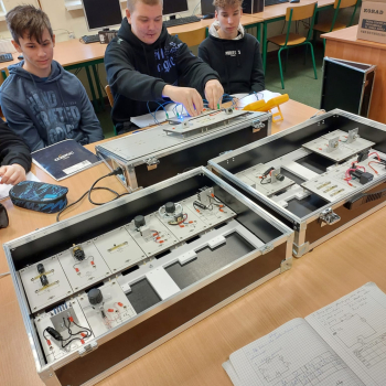 341176243_550135527229873_8641754835333181157_n