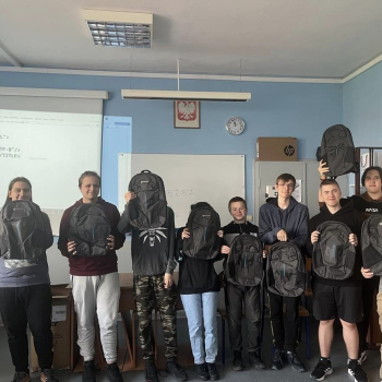 347123283_1472685213268168_1381888002726702786_n