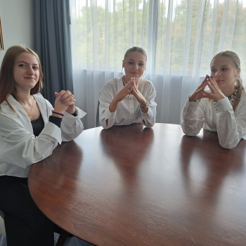 394562840_837195341739860_8968474311389289861_n