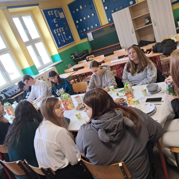 410987989_877145467744847_1629026825660373658_n