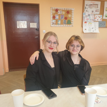 412704104_877143924411668_315075503622200575_n