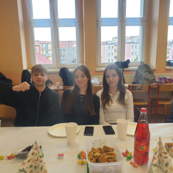 410839841_877143977744996_4540541991345284754_n