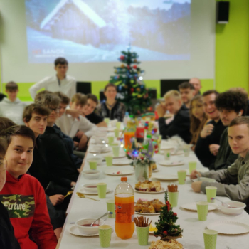 412726592_877143881078339_8319957744200523959_n