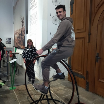 406476600_867935211999206_420800290870029667_n