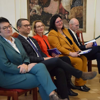 406824126_867494372043290_428788474215523991_n