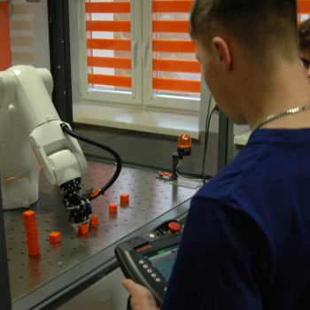 429674530_925211999604860_4700402983750003023_n