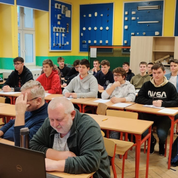 428617856_918395160286544_641455804276064169_n