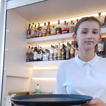 438231007_969344261858300_4093041868804479130_n