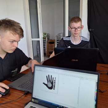 438241468_967407748718618_4658442655869784506_n