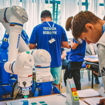 438230455_979757097483683_469459066179456269_n