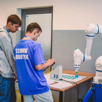 444213727_979757000817026_7184308472043358460_n