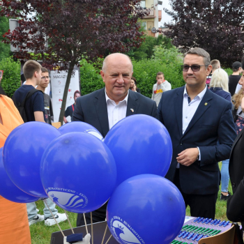 445360495_988342663291793_7467526686769416249_n