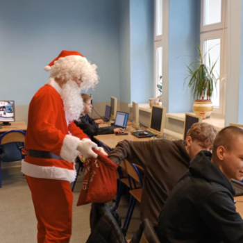 535f2144-d519-41d0-9ac0-5656b956b3ee