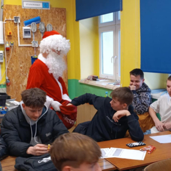 8ef43941-dafe-4fcb-abd5-fbc172ce644e