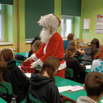 952c147b-649c-422b-a601-5ea53847d32c