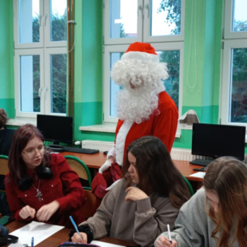 e8f8bcd9-ebe9-4897-821c-166317db5870