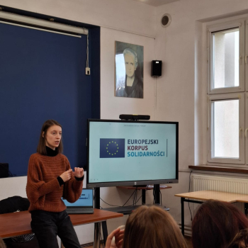 080ce789-d5b8-46b9-894f-4081bc354706