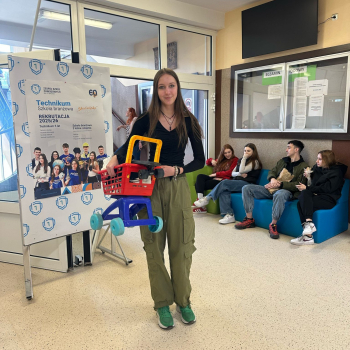 a49a6a83-6c81-4ec8-9941-39790dbdc1c3