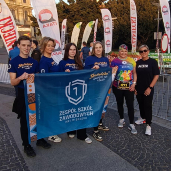 1c6b5f49-166d-423d-8024-1c4cbf5aa7da