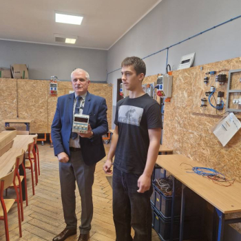 574581143_1422436393215749_8901140676972883565_n