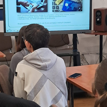 568164276_1409735641152491_1802003442792630244_n