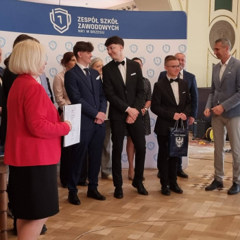 678332908_1571937911598929_752240588440544531_n