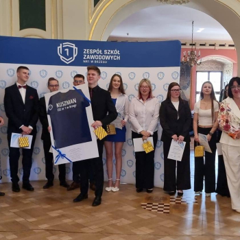 678598106_1571939211598799_6366195041284571617_n