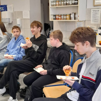 674369989_1570771698382217_5306473440107514361_n