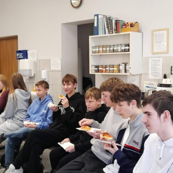 675448442_1570771745048879_5309077833920097639_n