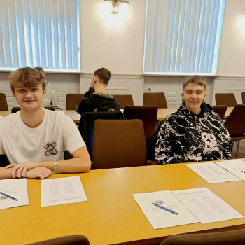 669749371_1564906372302083_2902264575305743458_n