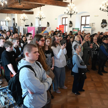 669586528_1563014799157907_95494257172634152_n